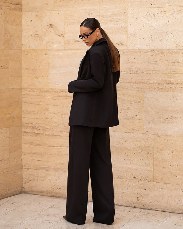 Alessia Suit