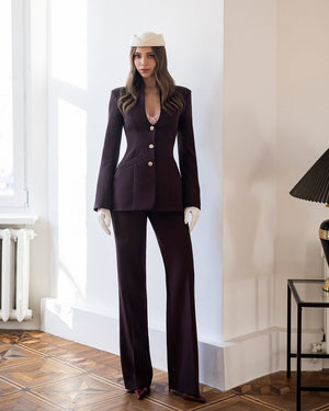 Elmoria Suit