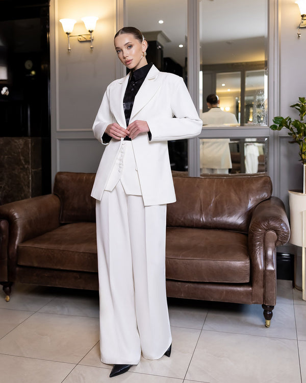Marquelle Suit