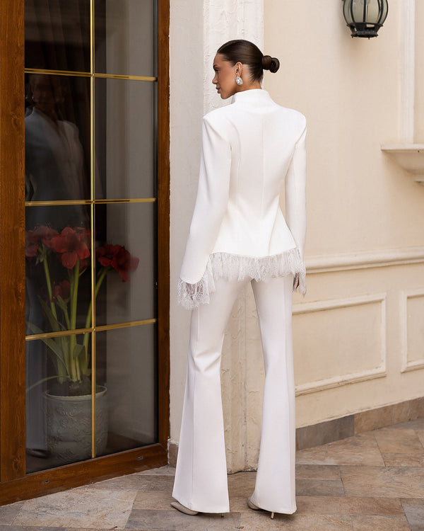 Norvelia Blazer