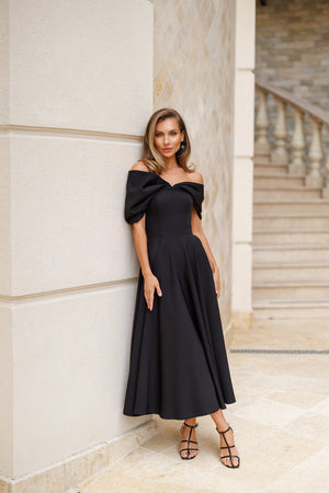 Elvoria Dress