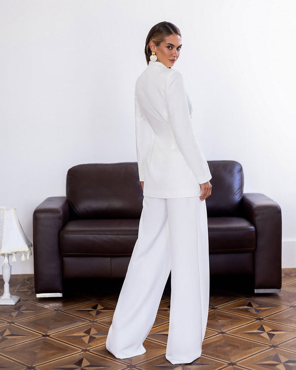 Leravia Bridal Suit
