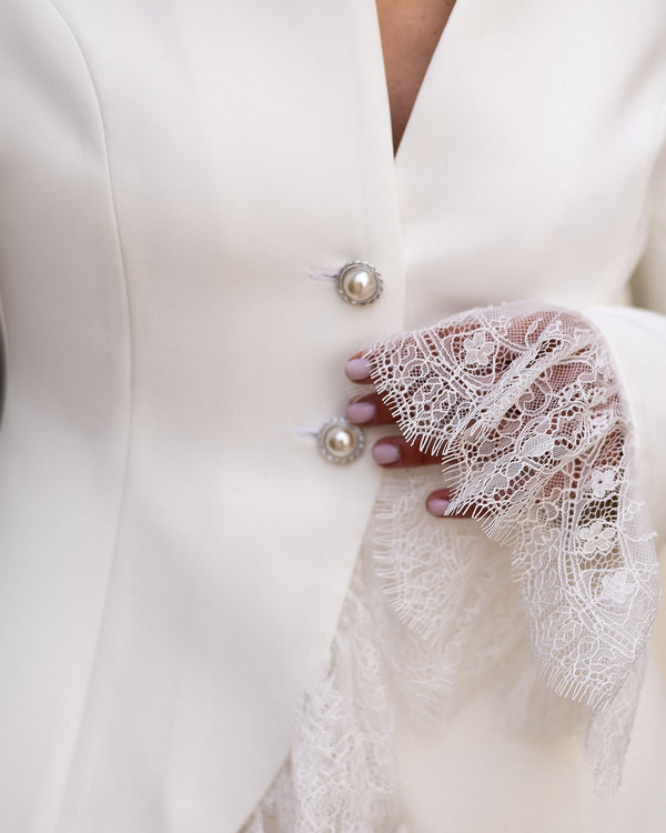 Norvelia Blazer