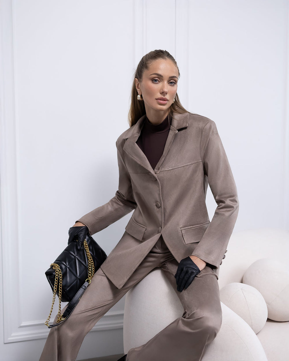 Melior Suit