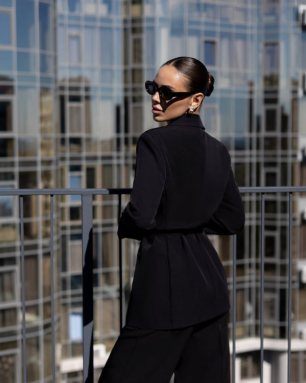 Carvella Suit