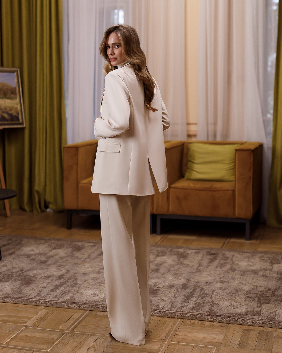 Opulence Two-Piece Suit, Krem, fotoğraf 2
