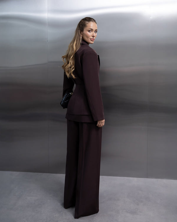 Marquelle Suit