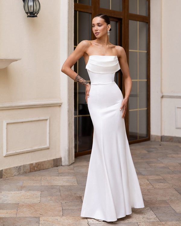 Seravia Dress