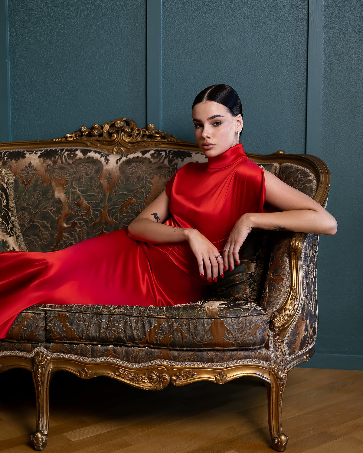 Elysia High-Neck Gown, Kırmızı, fotoğraf 3